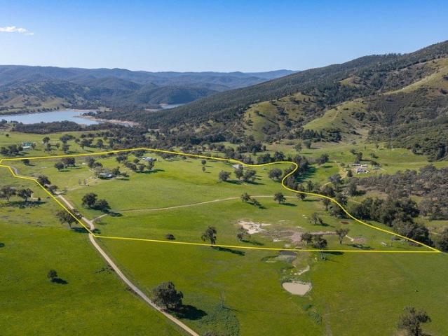 Picturesque Country Lifestyle Property