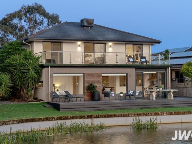Picturesque Lakeside Living