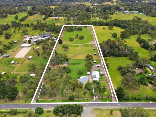 Picturesque Lifestyle Property