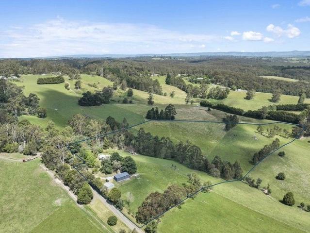 Picturesque Lifestyle Property
