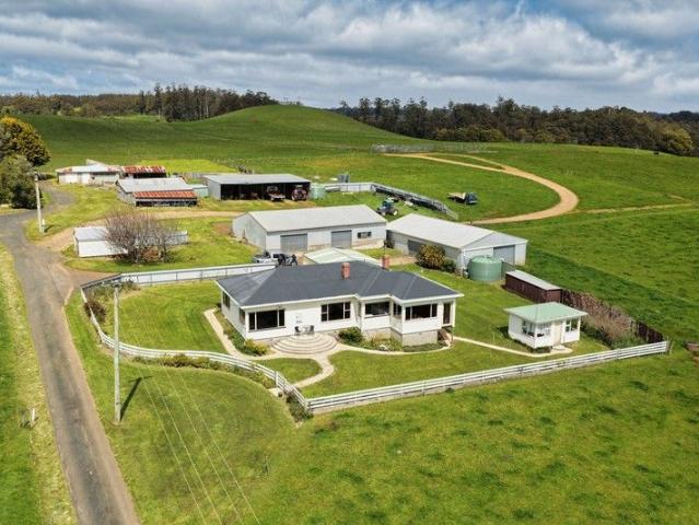 Virgin Red Soils with Water Rights and Beautiful Houses