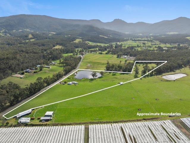 Picturesque Rural Lifestyle on 8 Hectares
