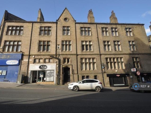 Piccadilly Chambers, Bradford, BD1 Studio to rent £450 pcm £104 pw