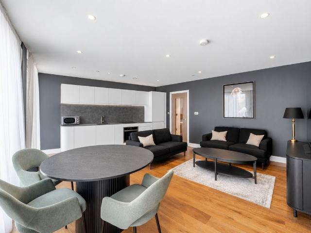 Piccadilly, York YO1, 2 bed flat to rent, £2,000 pcm | PrimeLocation