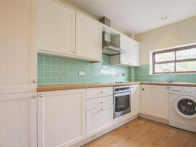 Pickering Drive, Emerson Valley MK4, 2 bed flat to rent, £1,250 pcm | PrimeLocation