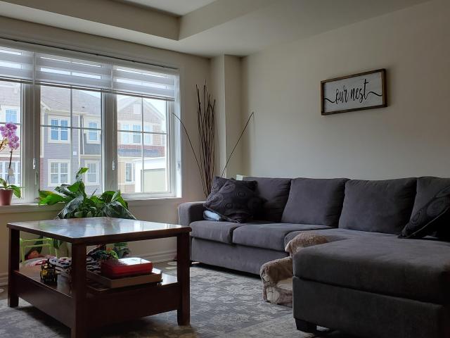 Pickering Furnished Townhouse for Rent Spacious 3 Bedroom with City Views, Private Garage, and King Size Master