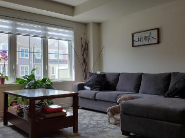 House to rent in Pickering - Office room