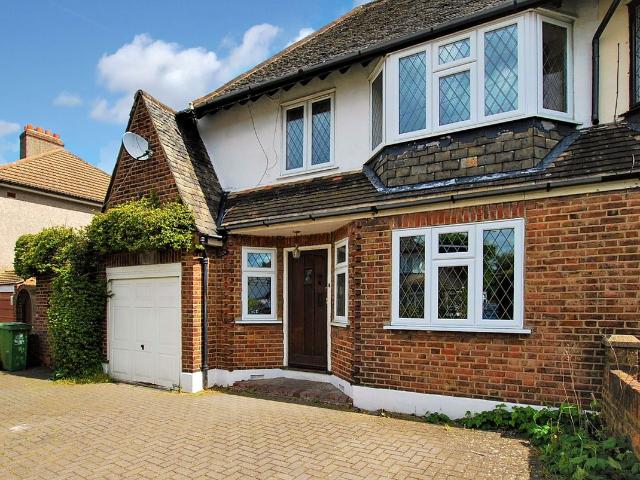 Pickford Close, Bexleyheath DA7, 3 bed semi detached house to rent, £2,300 pcm | PrimeLocation