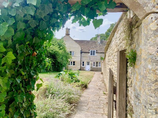 Pickwick Farm Cottages, Corsham SN13, 2 bed semi detached house to rent, £1,350 pcm | PrimeLocation