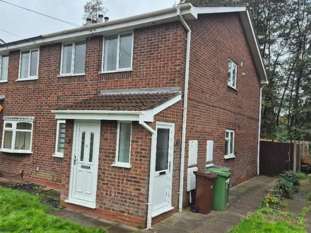Pickwick Place, Bilston WV14 2 bed maisonette to rent £795 pcm £183 pw