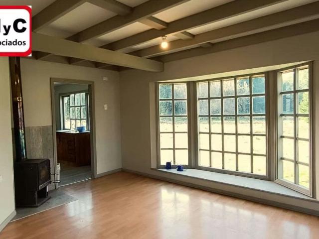 Pid parcela 5000m2 214m2 de construccion | 5 dormitorios por 4500.00 en Castro