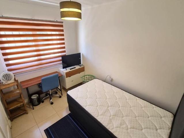 Pieza individual solo estudiante hombre pregrado 9,2 M2 full amoblada baño privado a dos cuadras d