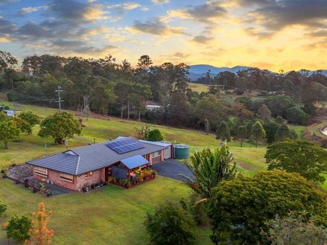 Pie Creek Acreage Lifestyle