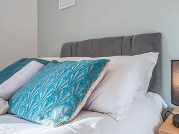 Piece, 1056 Argyle Street, Glasgow, G3 8LY, United Kingdom | 1 bed apartment for rent #116880557 | Rentberry