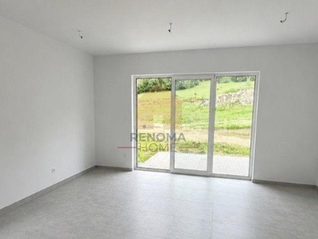 Nowoczesny bliźniak 114 m² z garażem i działką 600 m²