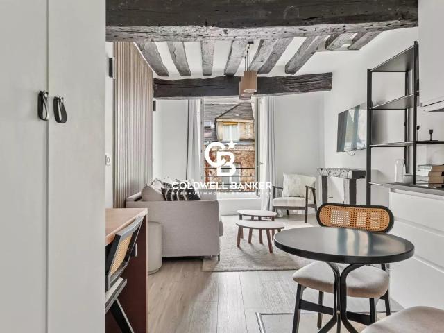 Pied À Terre rénové au coeur des quartiers Saint Sulpice / S. 22m² Paris 6ème