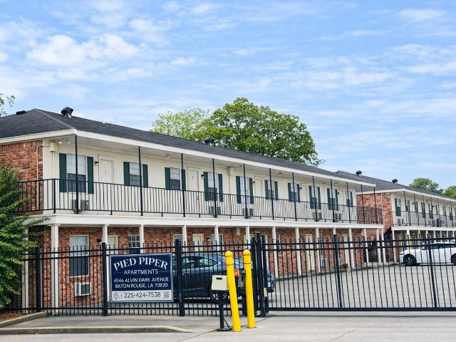 Pied Piper Apartments Studio/1 Bath Studio Apartment for Rent at 4546 Alvin Dark Ave, Baton Rouge, LA 70820 Highlands Perkins