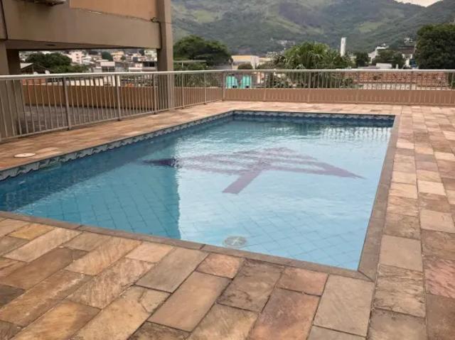 Piedade: Vendo apt 2 qtos, 2 banheiros, varanda: R$ 230 mil