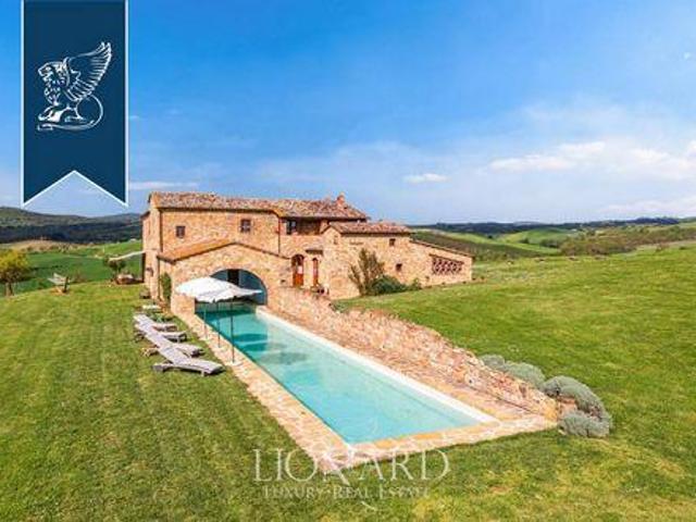 Pienza Siena 90881200