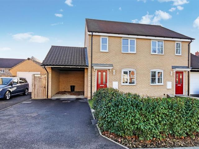 Pier Close, Colchester CO2, 2 bed semi detached house to rent, £1,250 pcm | PrimeLocation