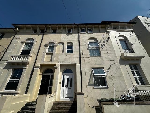 Pier Road, Northfleet DA11, 1 bed flat to rent, £900 pcm | PrimeLocation