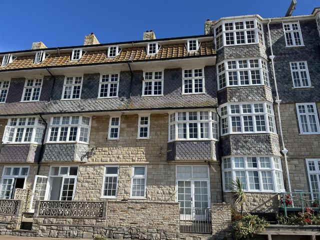 Pier Terrace, West Bay, Bridport DT6, 1 bed flat to rent, £795 pcm | PrimeLocation
