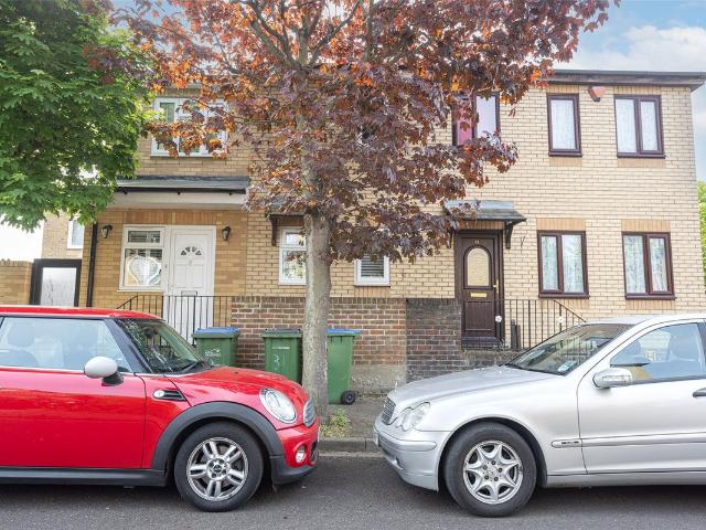 Pier Way, London SE28, 2 bed terraced house to rent, £1,950 pcm | PrimeLocation