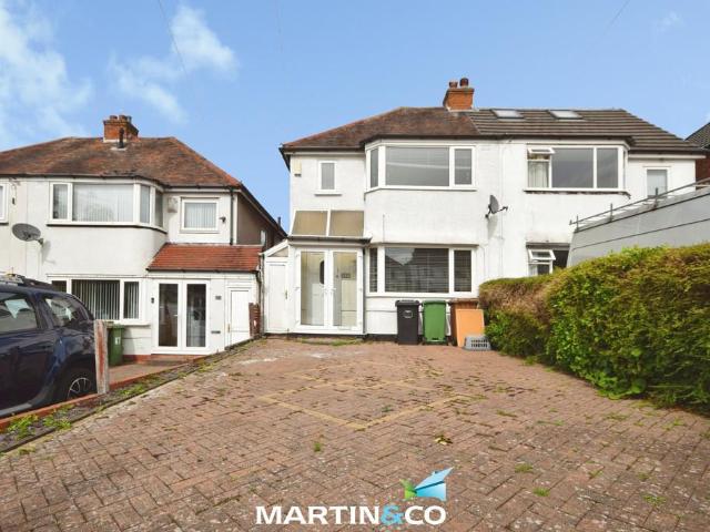 Pierce Avenue, Solihull B92 3 bed semi detached house to rent £1,500 pcm £346 pw