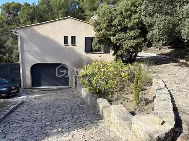 Pierrevert 04860 Achat / Vente maison 5 pièces t5 piscine terrasse