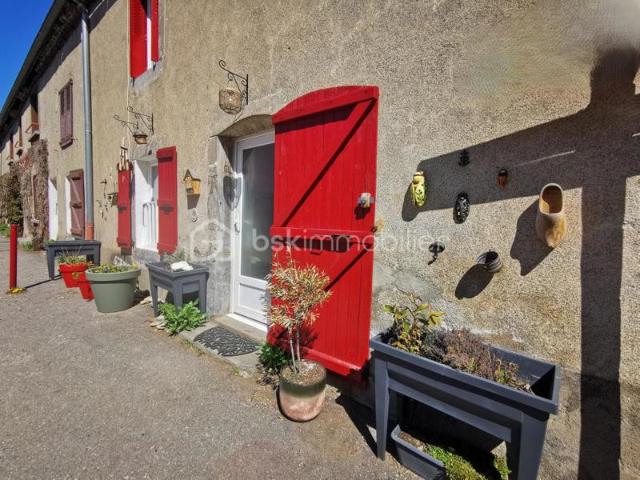 PIERRE CHATEL 38119 Maison de village de 117m² 2 CHAMBRES ET COMBLES à aménager