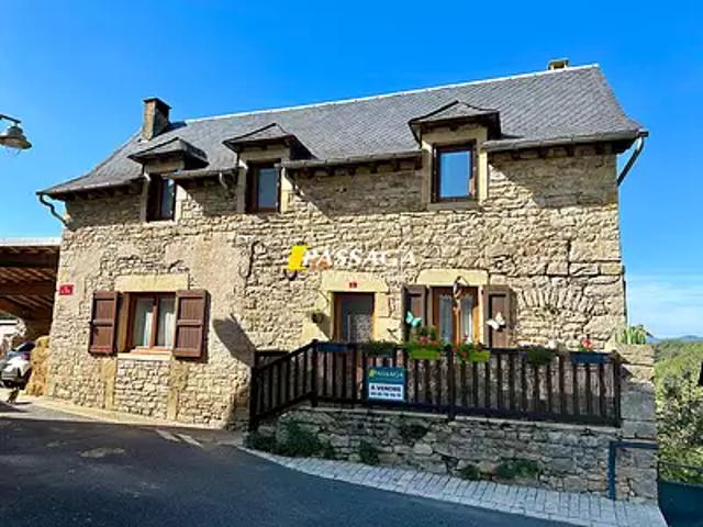 Pierrefiche 12130 Achat / Vente maison 4 pièces t4 au dernier étage