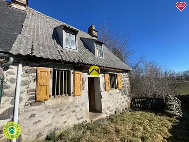 Pierrefort 15230 Achat / Vente maison 3 pièces t3