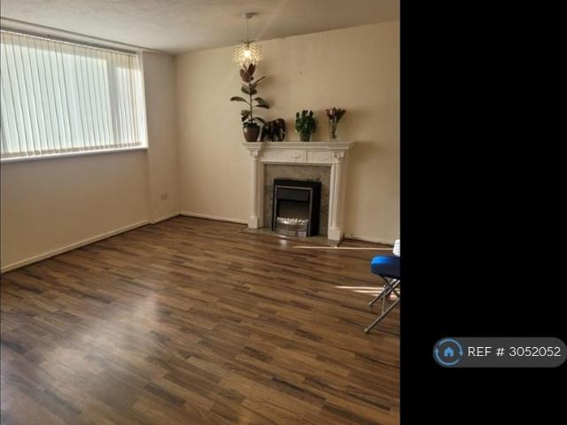 Pike Drive, Birmingham, B37 3 bed terraced house to rent £1,300 pcm £300 pw