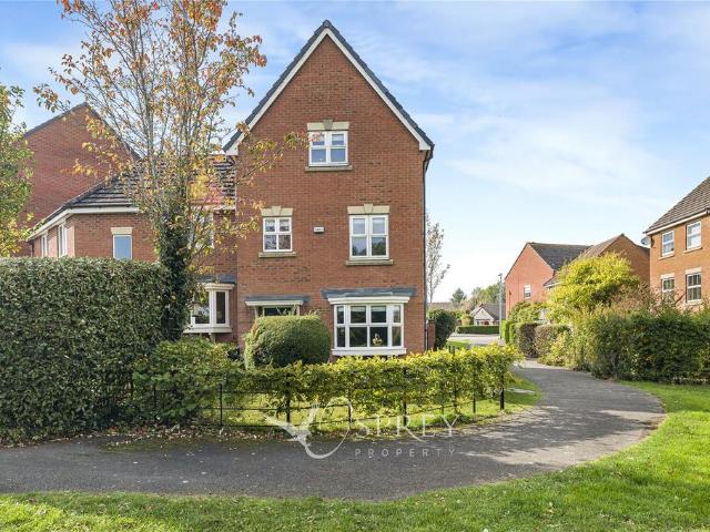 Pilton Close, Pilton Close LE15 4 bed house to rent £1,950 pcm £450 pw