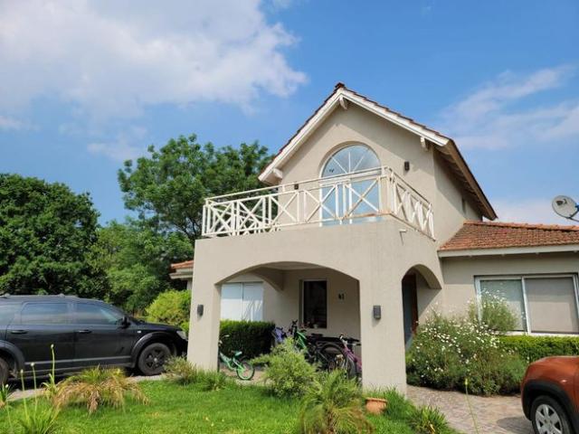 PILAR Casa en Alquiler en Barrio Privado El Portal 4 ambientes