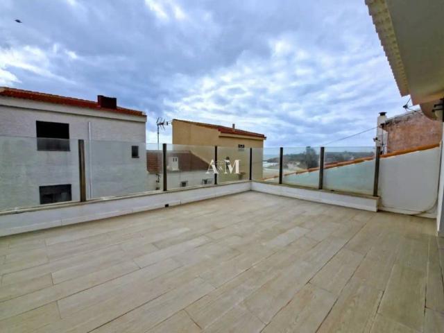 Pilar De La Horadada