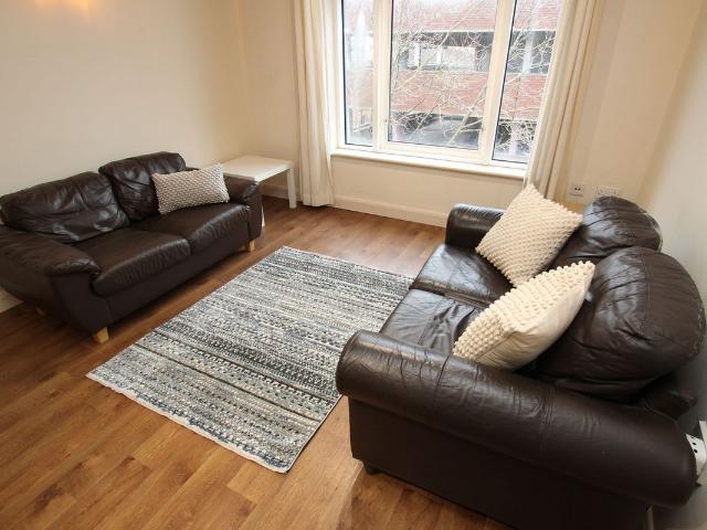 Pilcher Gate, Weekday Cross Building Pilcher Gate NG1, 2 bed flat to rent, £995 pcm | PrimeLocation