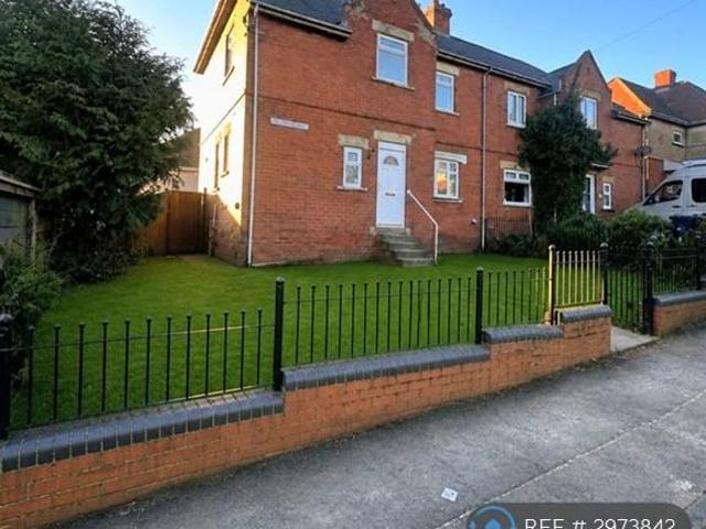 Pilgrims Way, Gateshead, NE9 4 bed semi detached house to rent £1,200 pcm £277 pw