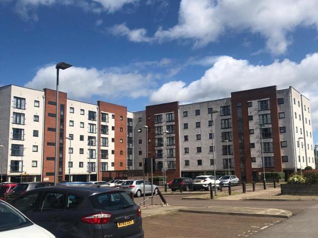 Pilgrims Way, Eccles, Salford M50 1 bed in a flat share to rent £695 pcm £160 pw