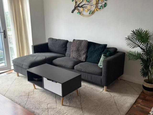 Pilgrims Way, Salford M50 2 bed apartment to rent £1,100 pcm £254 pw