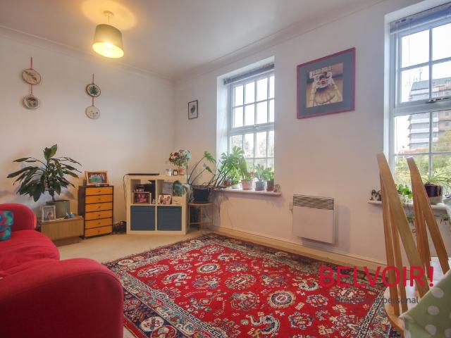 Pillowell Drive, Grh Gloucestershire Royal Hospital, Gloucester GL1, 1 bed flat to rent, £850 pcm | PrimeLocation