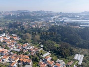 PIP aprovado para 10 moradias uni familiares em condomínio privado, com amplos espaços verdes