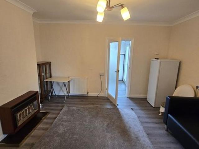 Piper Crescent, Sheffield S5, 3 bed terraced house to rent, £900 pcm | PrimeLocation