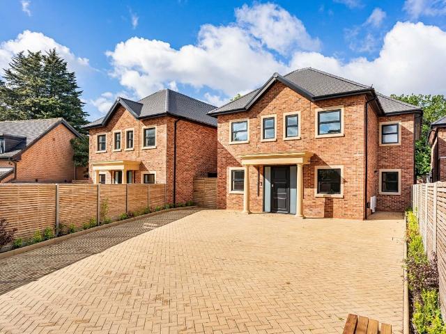 Pipers Green Lane, Edgware HA8, 5 bed detached house to rent, £8,000 pcm | PrimeLocation