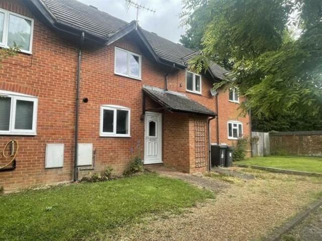 Pipers Field, Ridgewood TN22, 2 bed terraced house to rent, £1,250 pcm | PrimeLocation