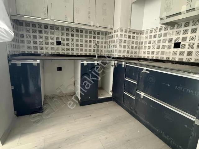 Piramit Gm'den Kombinada 1+1 Kiralık Lüks Daire
