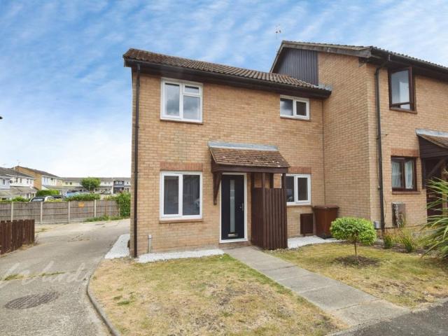 Pirbright Close Chatham ME5 1 bed end of terrace house to rent £1,130 pcm £261 pw