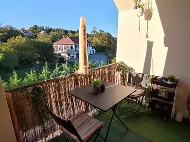 Pirey 25480 Achat / Vente appartement 3 pièces t3 au dernier étage cave