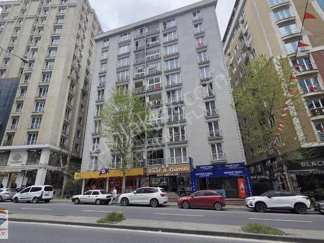 Piri Reis Mah 3+1 Geniş Esenyurt Sgk Yanı Şerefiyeli Temiz Daire