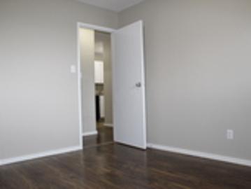 Pisces Manor Apartments | 1622 22 Street West